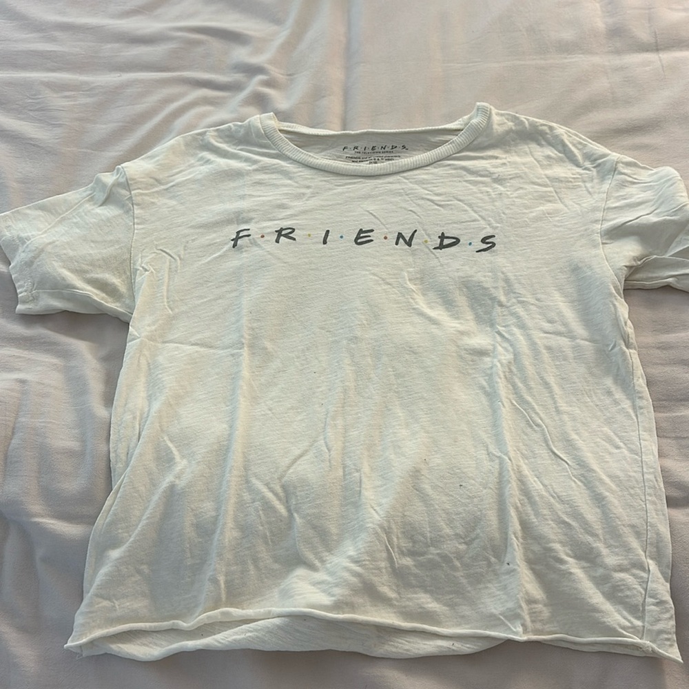 American Eagle FRIENDS graphic tee